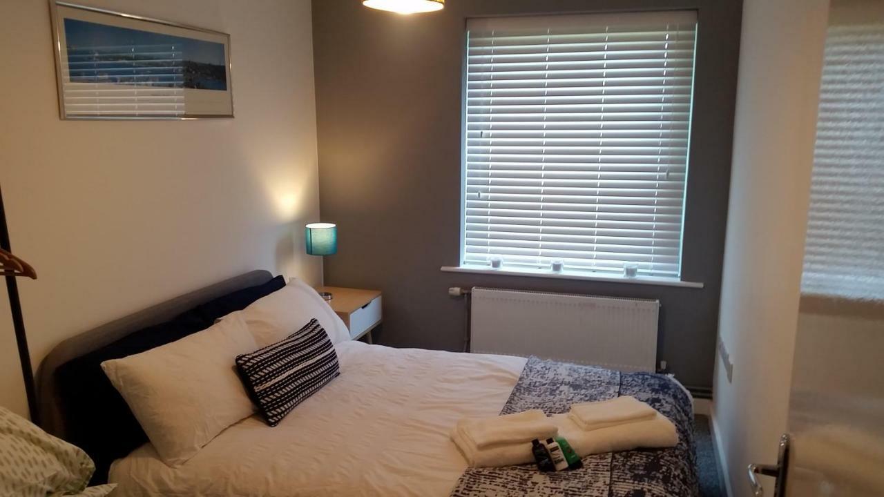 말스톤그린 New Contemporary Flat Minutes From Airport & Nec 아파트 외부 사진